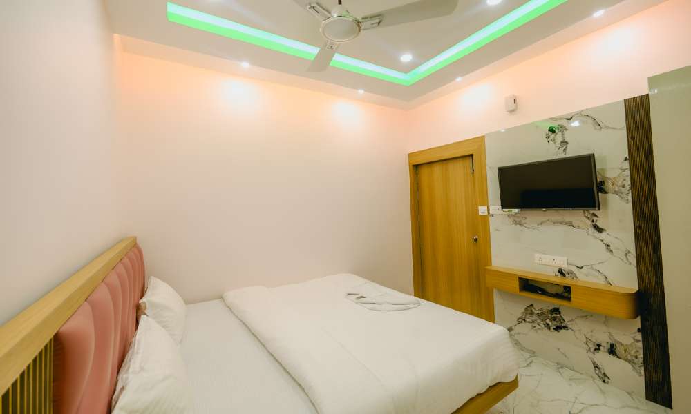 deluxe-quad-room-affordable-hotels-in-bhubaneswar